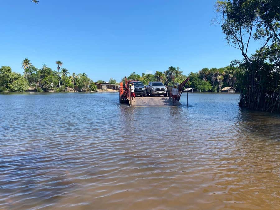 Full-day excursion Lencois Marnahenses, Lagoa Azul & Lagoa Bonita combined - The 4x4 ride through the park