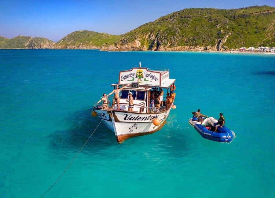 Guided Tour to Arraial do Cabo with Crystal Waters and Lunch - The Brazilian buffet lunch