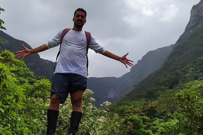 Guided walk on the Malacara Trail - Starting at Praia Grande and meeting the canyon