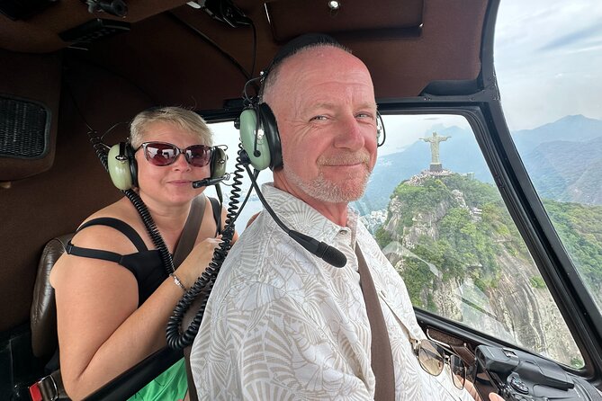Helicopter Ride in Rio de Janeiro - 30 Minutes by Comandante Nobre - Rio’s greatest hits from the helicopter