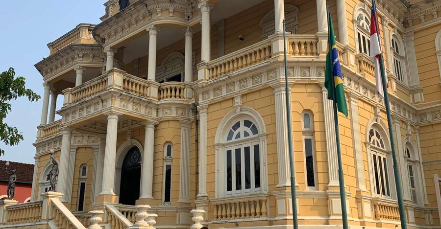 Historic City Tour Manaus by car with 3 stops. - Why Manaus makes a good city tour