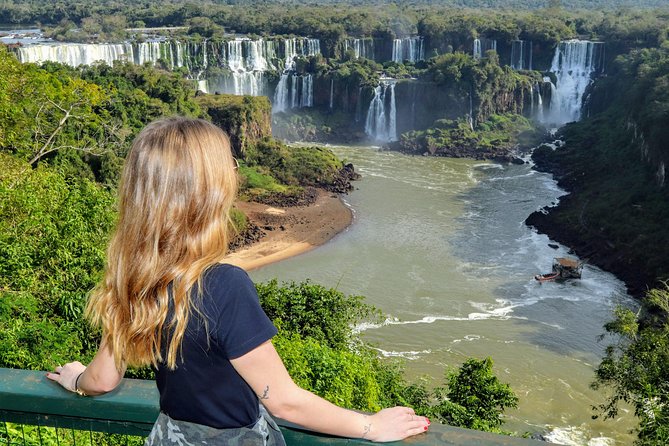 Iguassu Falls Brazilian Side: Macuco Safari, Helicopter Flight and Bird Park - Your guide can save time and reduce stress