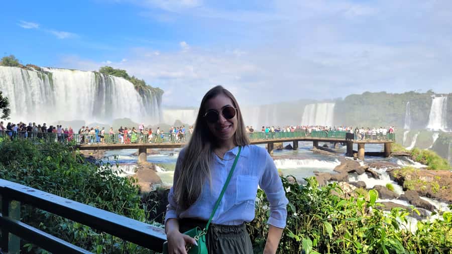 Iguassu Falls: Brazilian Side Private Tour - Porto Canoas lunch with a river view