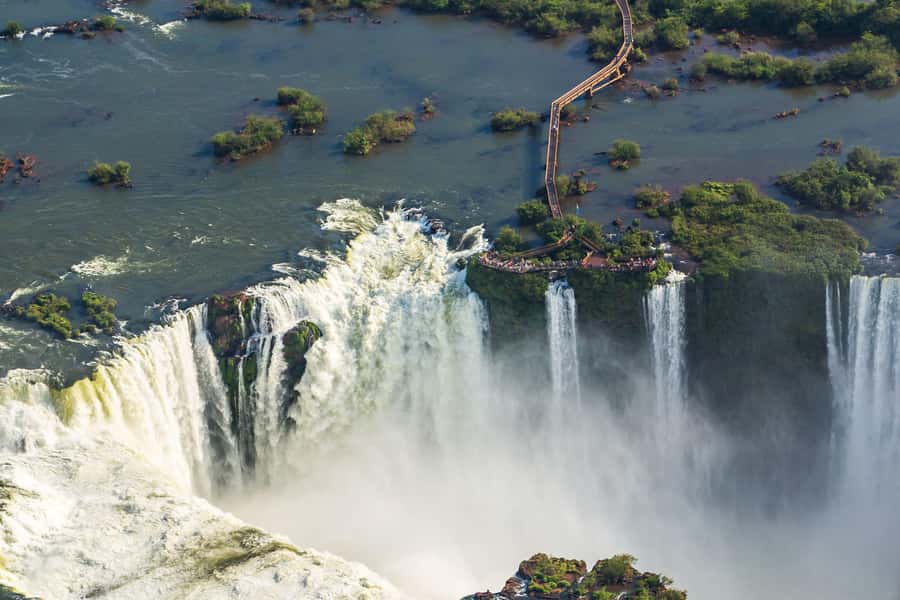 Iguassu Falls: Guided Tour & Macuco Safari on Pontoon Boats - Why Devil’s Throat deserves your full attention