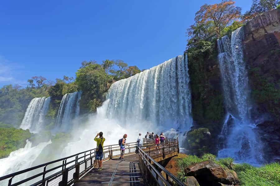 Iguazu Falls: 2-Day Argentinian and Brazilian Iguazu Falls - Transport, timing, and border details