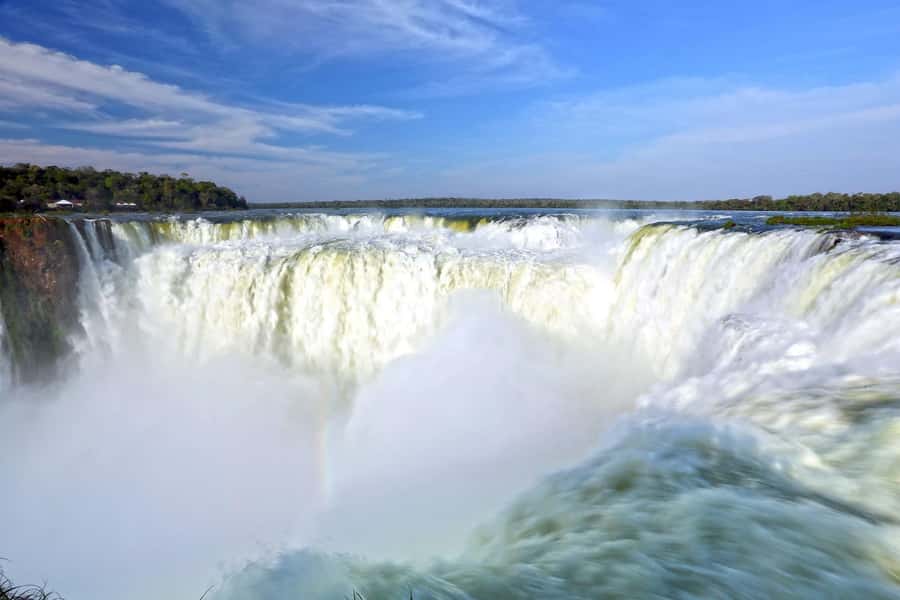 Iguazu Falls: 2-Day Argentinian and Brazilian Iguazu Falls - Riding the ecological train to Devil’s Throat