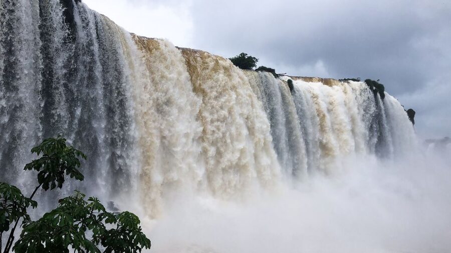 Iguazu Falls: 2-Day Argentinian and Brazilian Iguazu Falls - Day two: the Brazilian park at 9:00 AM