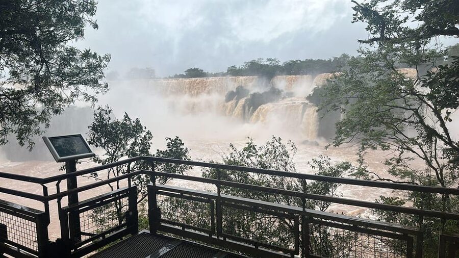 Iguazu Falls: Brazil & Argentina in One Day (Private) - Timing, Comfort, and Physical Demands