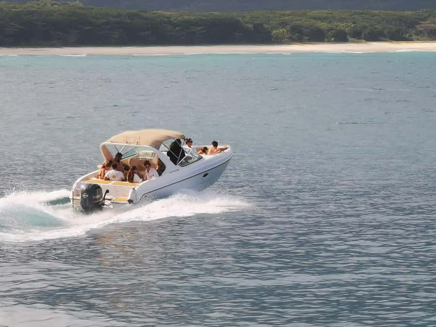 Ilha Grande: 360° Circumnavigation Speed Boat Tour - 8h - What $94 buys you