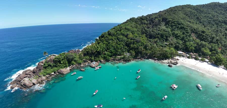 Ilha Grande: 360° Circumnavigation Speed Boat Tour - 8h - Parnaioca gives you a longer hour ashore