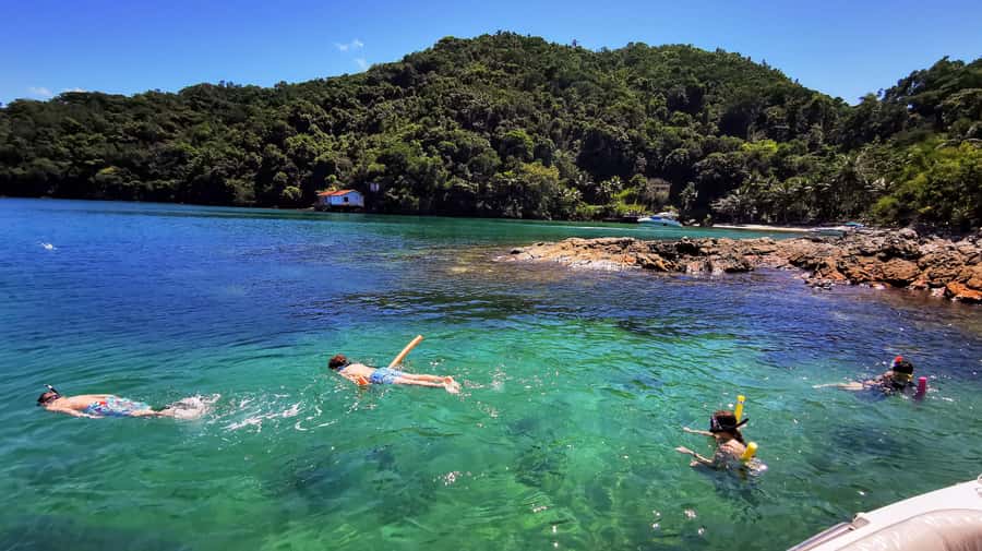 Ilha Grande: 6-Hour Speedboat Tour to Blue and Green Lagoons - The final cruise past Ilha Grande State Park