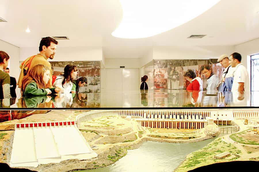 Itaipu Dam Tour with Admission Ticket from Foz do Iguaçu - Booking, cancellation, and timing tips