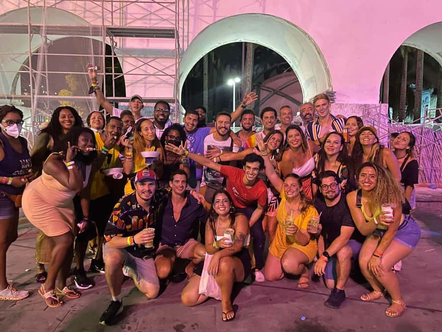 More than a Pub Crawl: An Authentic Night Experience in Rio - Fifty minutes of samba, dance, and participation