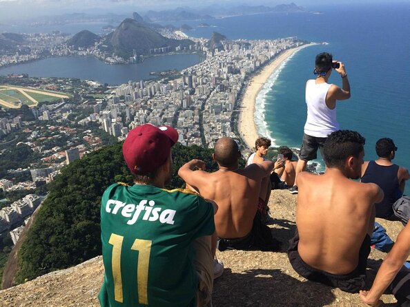 Morro Dois Irmãos Hikking + Vidigal Favela Tour - Key points to know before booking