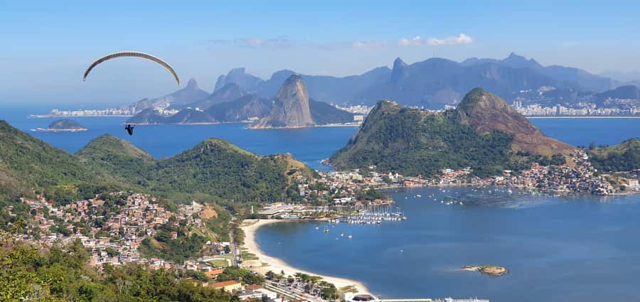 Niterói: Paragliding Experience with GoPro Photos and Video - Flying from Niterói City Park