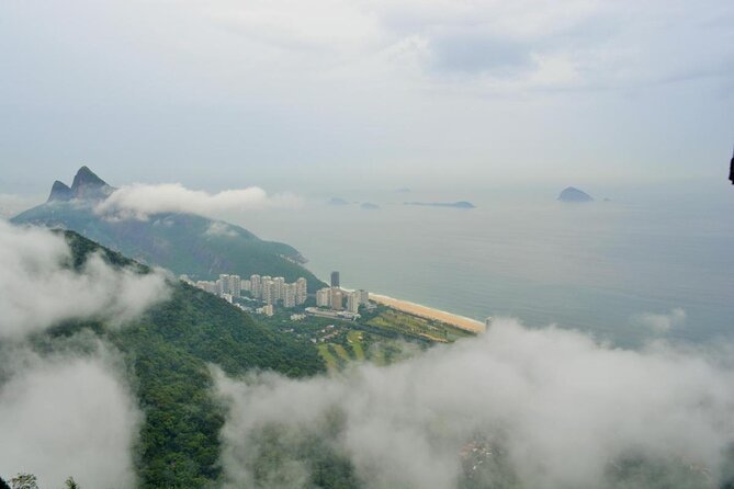 Paragliding in Rio de Janeiro - Taking Off Above São Conrado