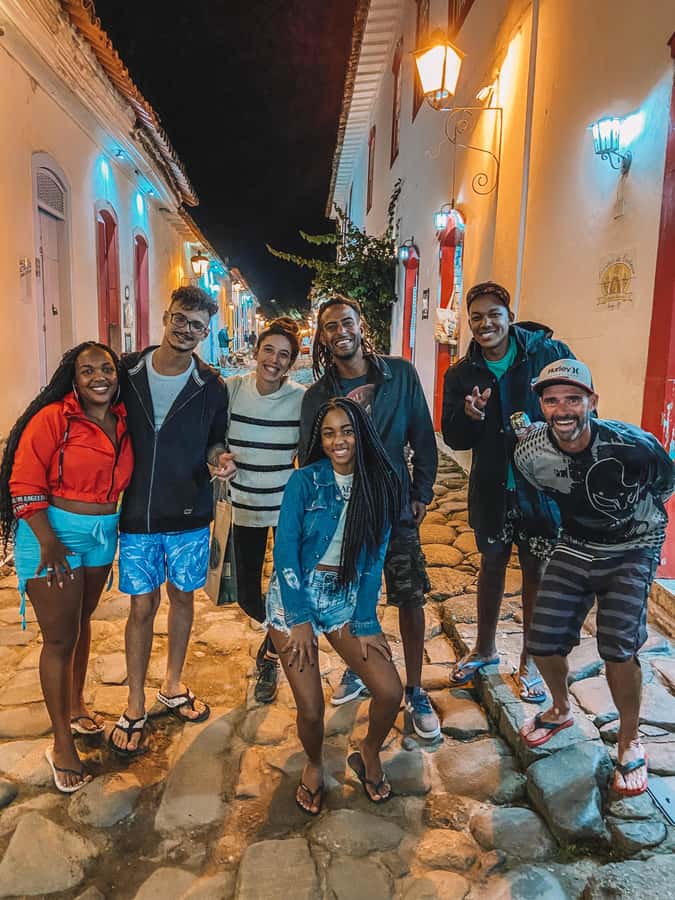 Paraty: Historic Centre Walking Tour & Cachaça Tasting - What the guides do best