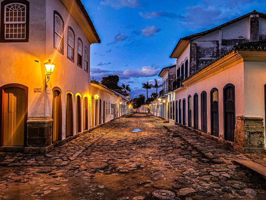 Paraty Historical City Walking Tour - What the guide adds to the experience
