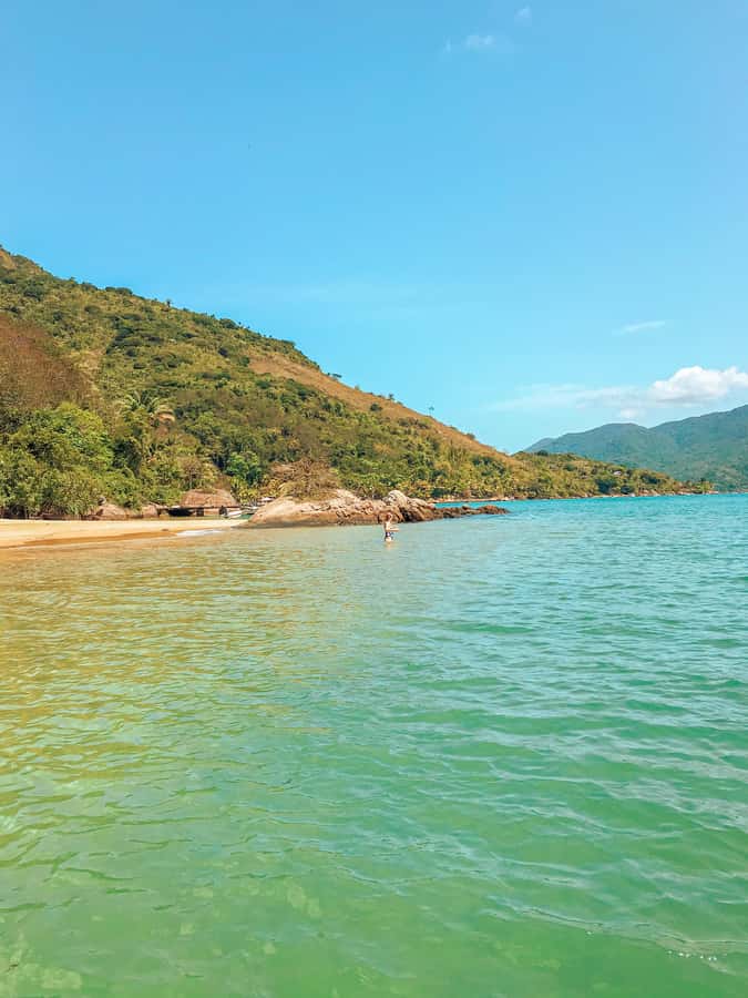 Paraty: Saco do Mamanguá Speedboat Tour - Engenho Beach and the quieter side of Mamanguá