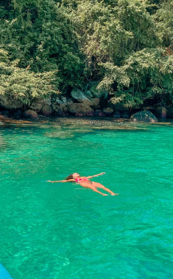 Paraty: Saco do Mamanguá Speedboat Tour - Cruzeiro Beach, lunch, and the trail decision