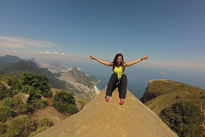 Pedra da Gavea Guided Hiking tour - The descent and rope-assisted return