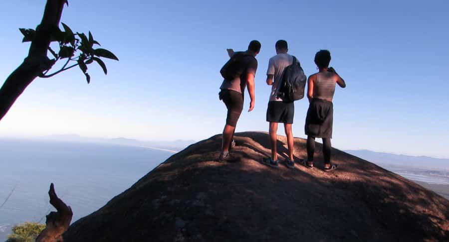 Pedra do Telégrafo Hike and Beach Full-Day Tour - The guide can make or break the day