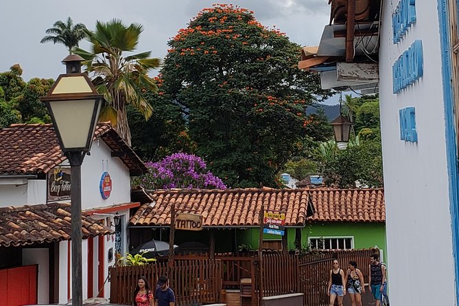 Pirenópolis, the charming baroque city inaugurated in 1723 in the gold cycle - Salto Corumbá and the Serra dos Pirineus waterfalls