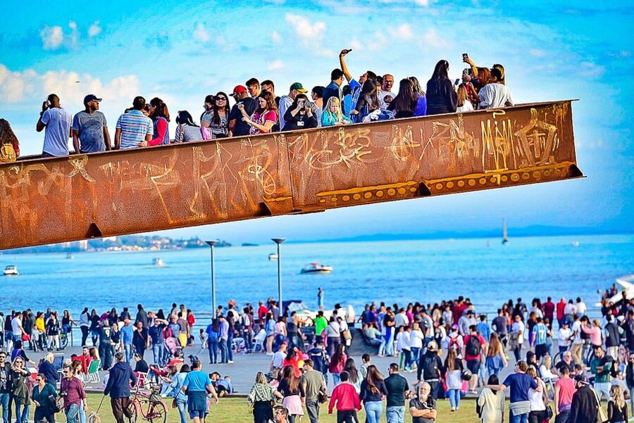 Porto Alegre: Private Citytour na Capital dos Gaúchos - Language, accessibility, and cancellation
