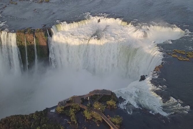 Private Day trip: Both sides of Iguazu Falls - Argentina’s Upper Circuit and Lower Circuit