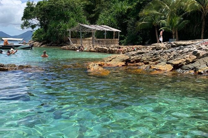 Private VIP Paradise Ilha Grande Speed Boat and Transfer from Rio - Guides can make or break a long day