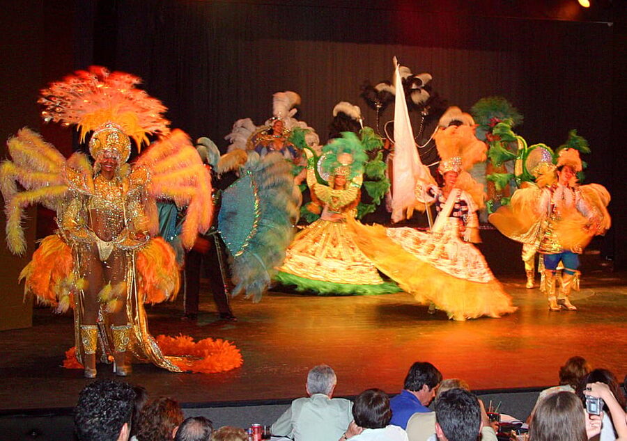 Rafain Palace: Barbecue Dinner Show - Why the $120 price can make sense