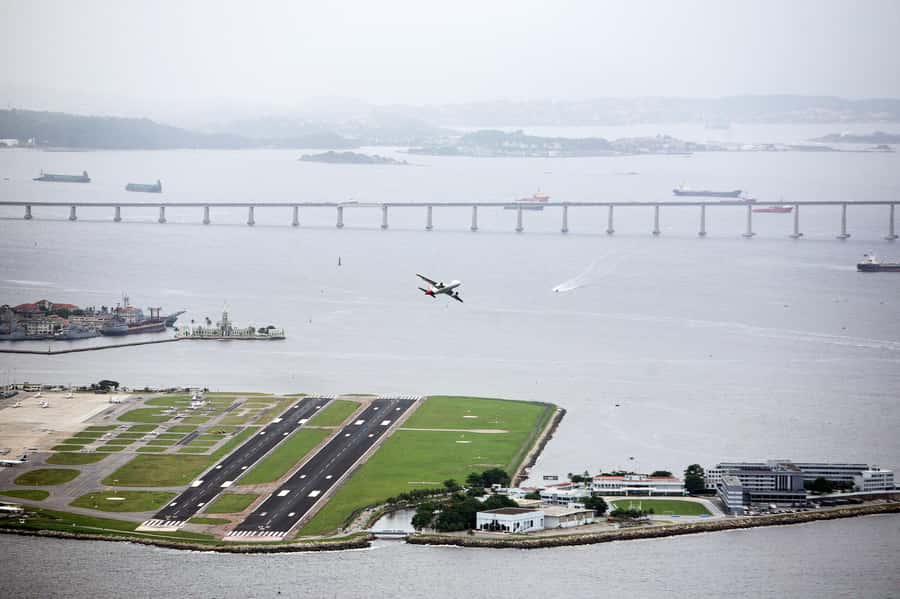 Rio Airport Layover: Christ the Redeemer & Sugarloaf Tour - A private guide makes the schedule easier