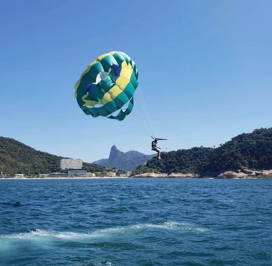 Rio de Janeiro: 2-Hour Boat Trip with Parasailing - Who will enjoy this Rio activity most?