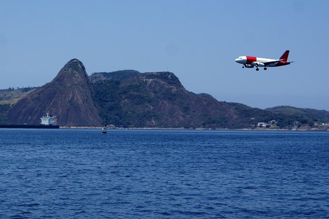 Rio de Janeiro Airport Roundtrip Private Transfer - Private service does not always mean a large vehicle