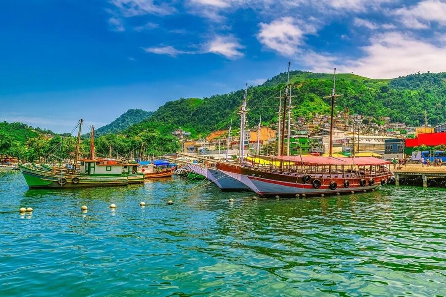 Rio de Janeiro: Angra dos Reis and Ilha Grande Full-Day Tour - Freguesia de Santana and the quieter side of Ilha Grande
