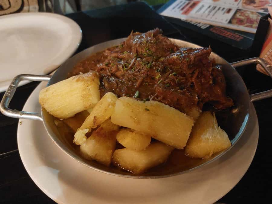 Rio de Janeiro: Barra da Tijuca Walk & Food Tour with Drinks - Starting beside the beach in Jardim Oceânico