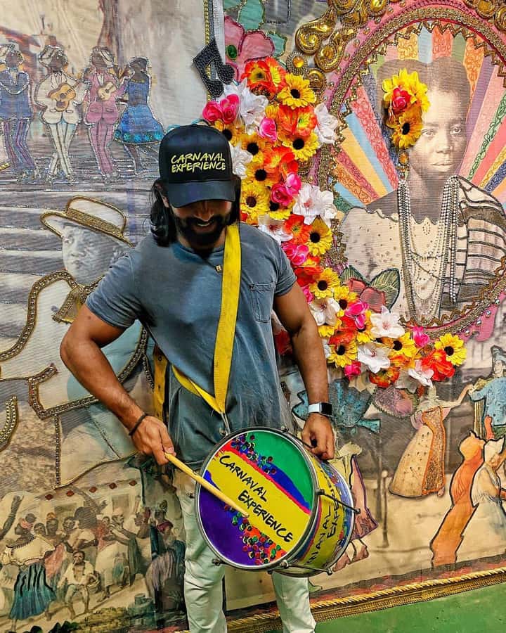Rio de Janeiro: Carnaval Backstage Tour and Samba Class - Key points at a glance