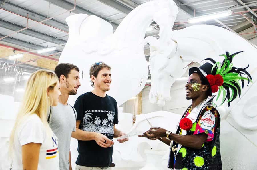 Rio de Janeiro: Carnaval Backstage Tour and Samba Class - Timing, languages, and practical planning