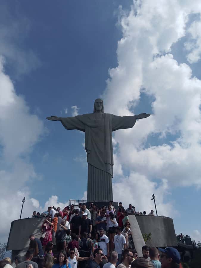 Rio de Janeiro: Christ Redeemer + Sugar Loaf & more + Lunch - Why this Rio day works