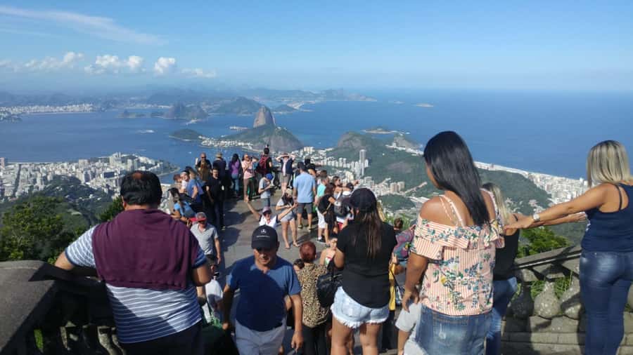 Rio de Janeiro: Christ, Selaron Steps, and Tijuca Park Tour - Park Lage and the green side of Tijuca