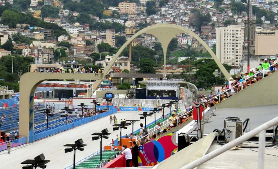 Rio de Janeiro: Christ the Redeemer and Sugarloaf Tour with… - Rio’s central sights between the mountains
