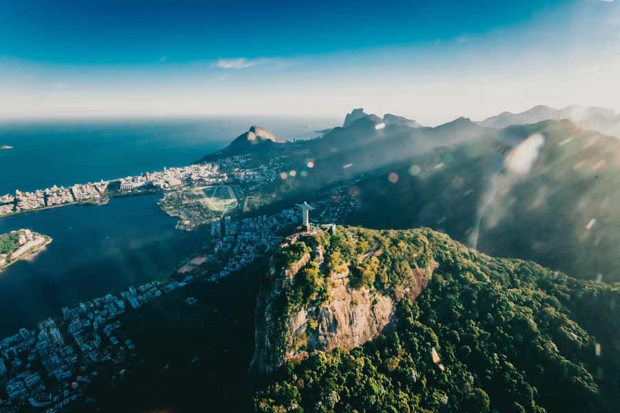 Rio de Janeiro: Christ the Redeemer Ticket - Why the Corcovado Train is the right way up