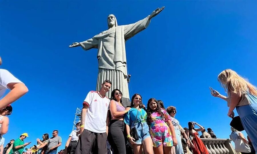 Rio de Janeiro: City Sightseeing Full Day Tour - Selarón Steps and public art in Rio