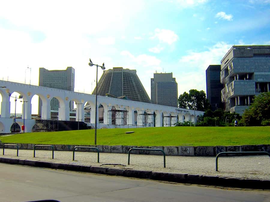 Rio de Janeiro Downtown Tour - Avenida Presidente Vargas and the city’s civic core