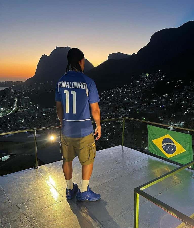Rio de Janeiro: Favela Jeep Tour to Rocinha and Capoeira - Entering Rocinha with context, not just a photo stop