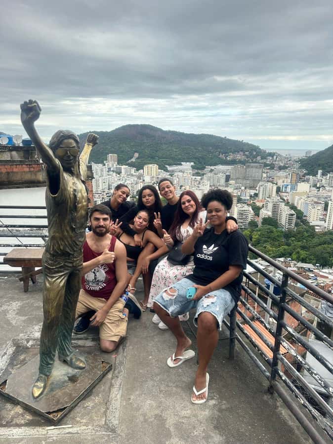 Rio de Janeiro: Favela Santa Marta Top Tour with Local Guide - Safety, respect, and the question of exploitation
