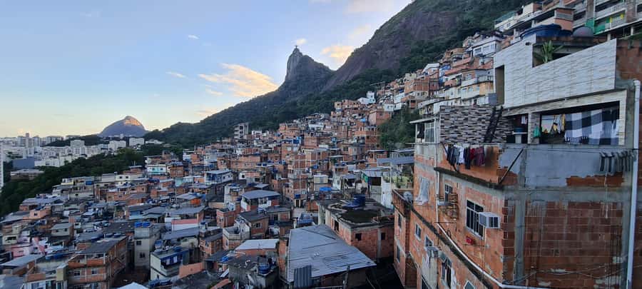 Rio de Janeiro: Favela Santa Marta Tour with Resident Guide - Social projects with a practical purpose