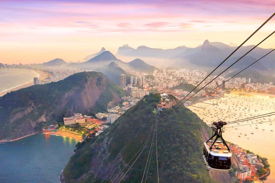 Rio de Janeiro Full-Day Sightseeing Tour - What the small group and guides add
