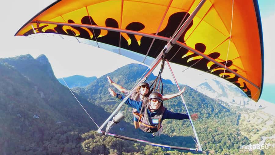 Rio de Janeiro: Hang Gliding Adventure - Who will enjoy this most