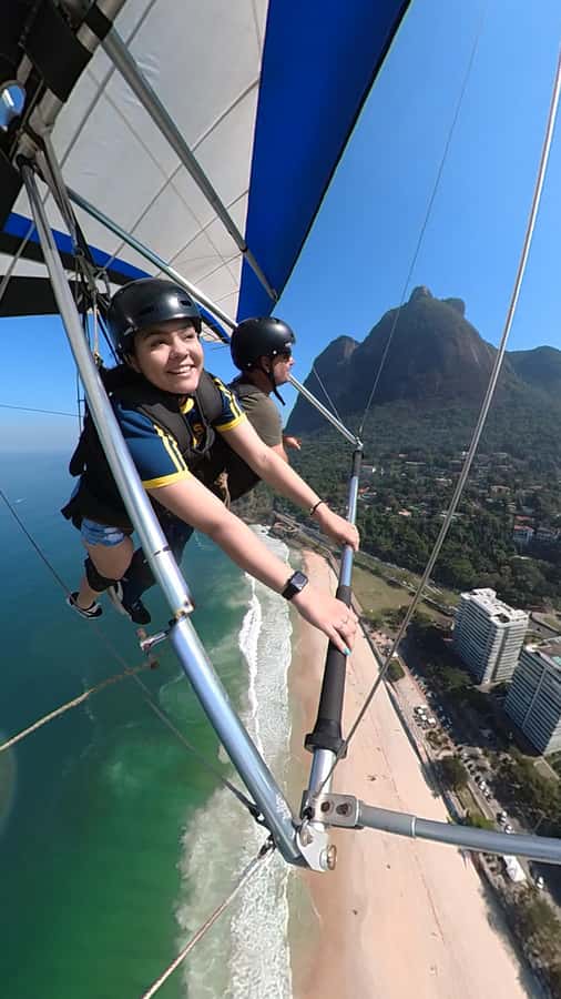 Rio de Janeiro: Hang Gliding or Paragliding Flights - Hang gliding or paragliding over Rio